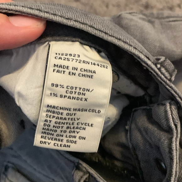 Dex Gray Floral Jeans Size 29 EUC - Picture 4 of 6